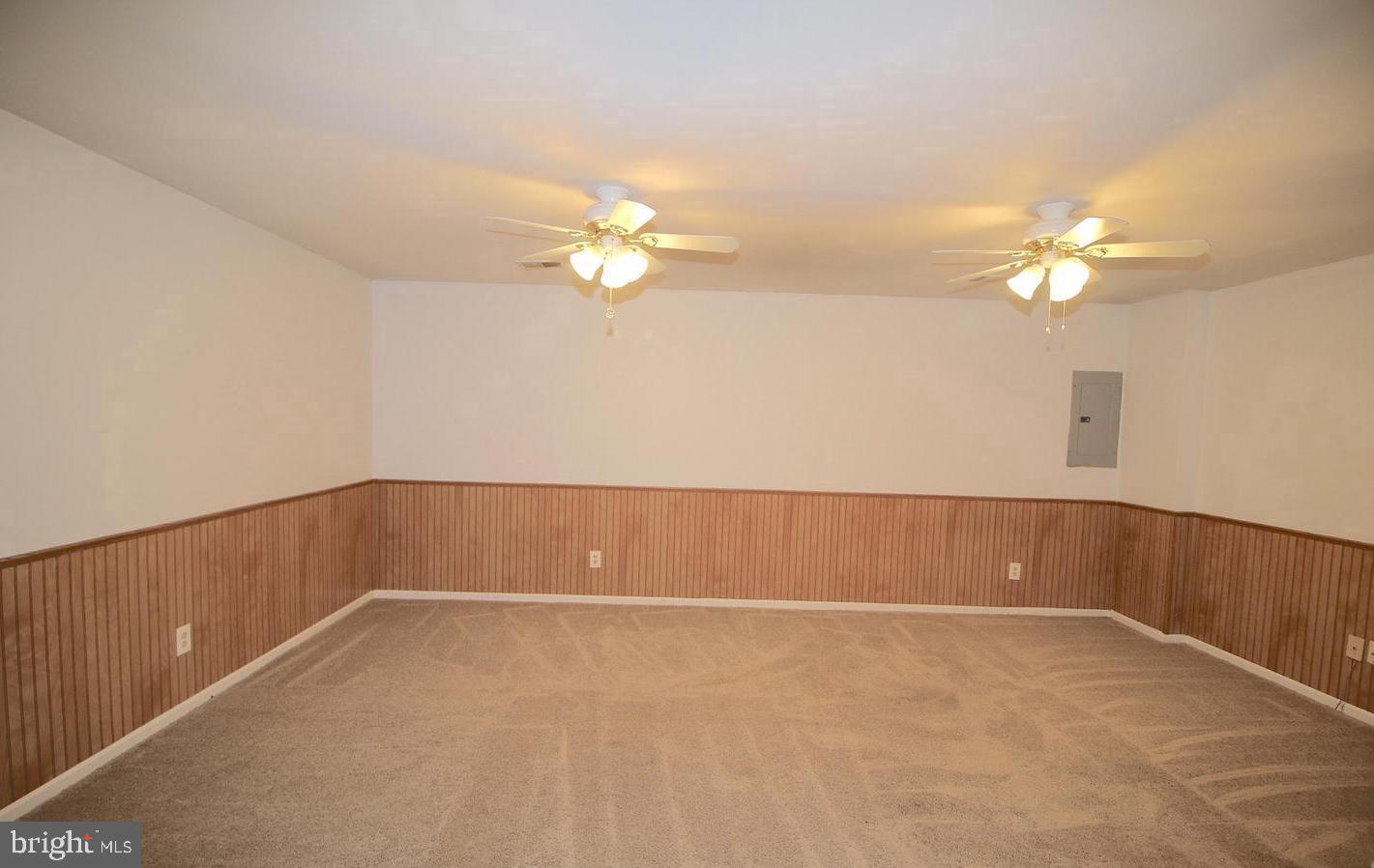 CAROLYN FOREST - Residential