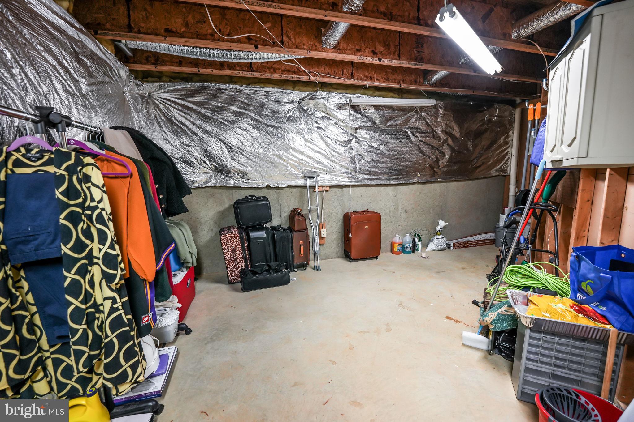 CAROLYN FOREST - Residential