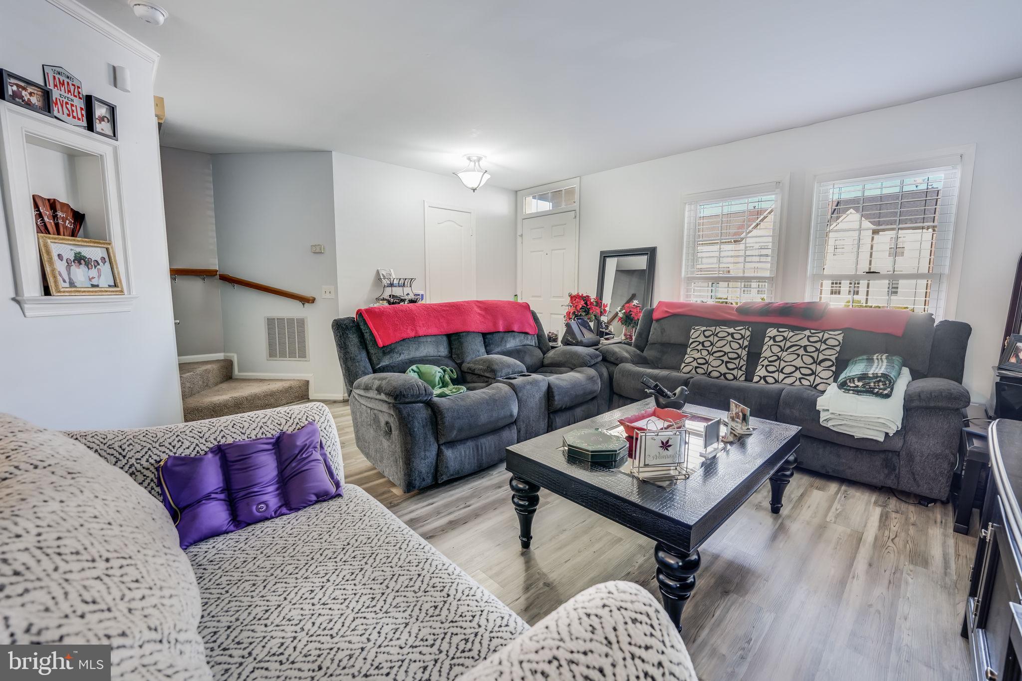 CAROLYN FOREST - Residential