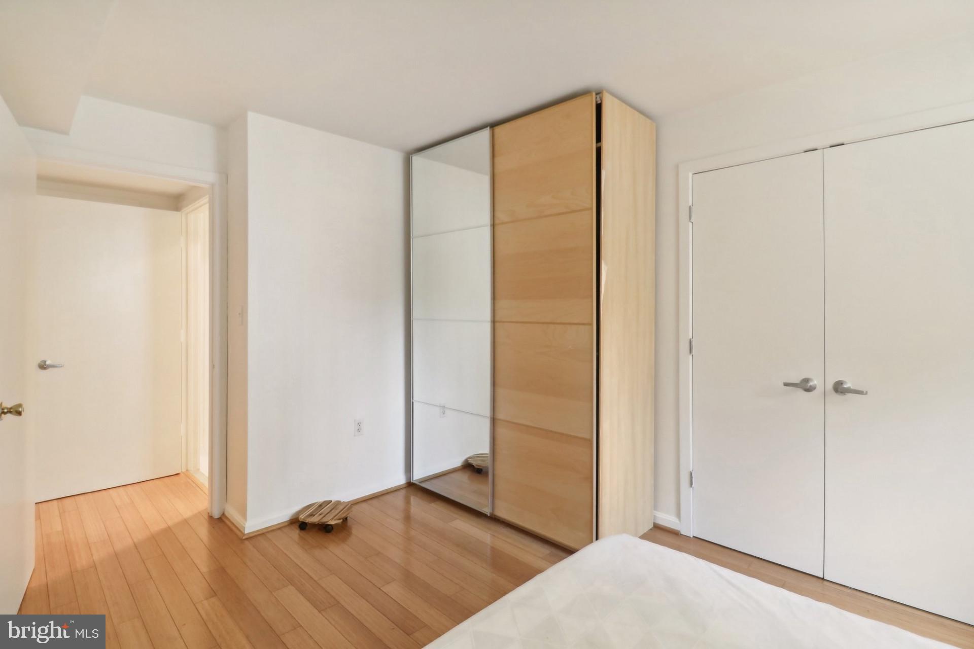 SILVER SPRING - Residential