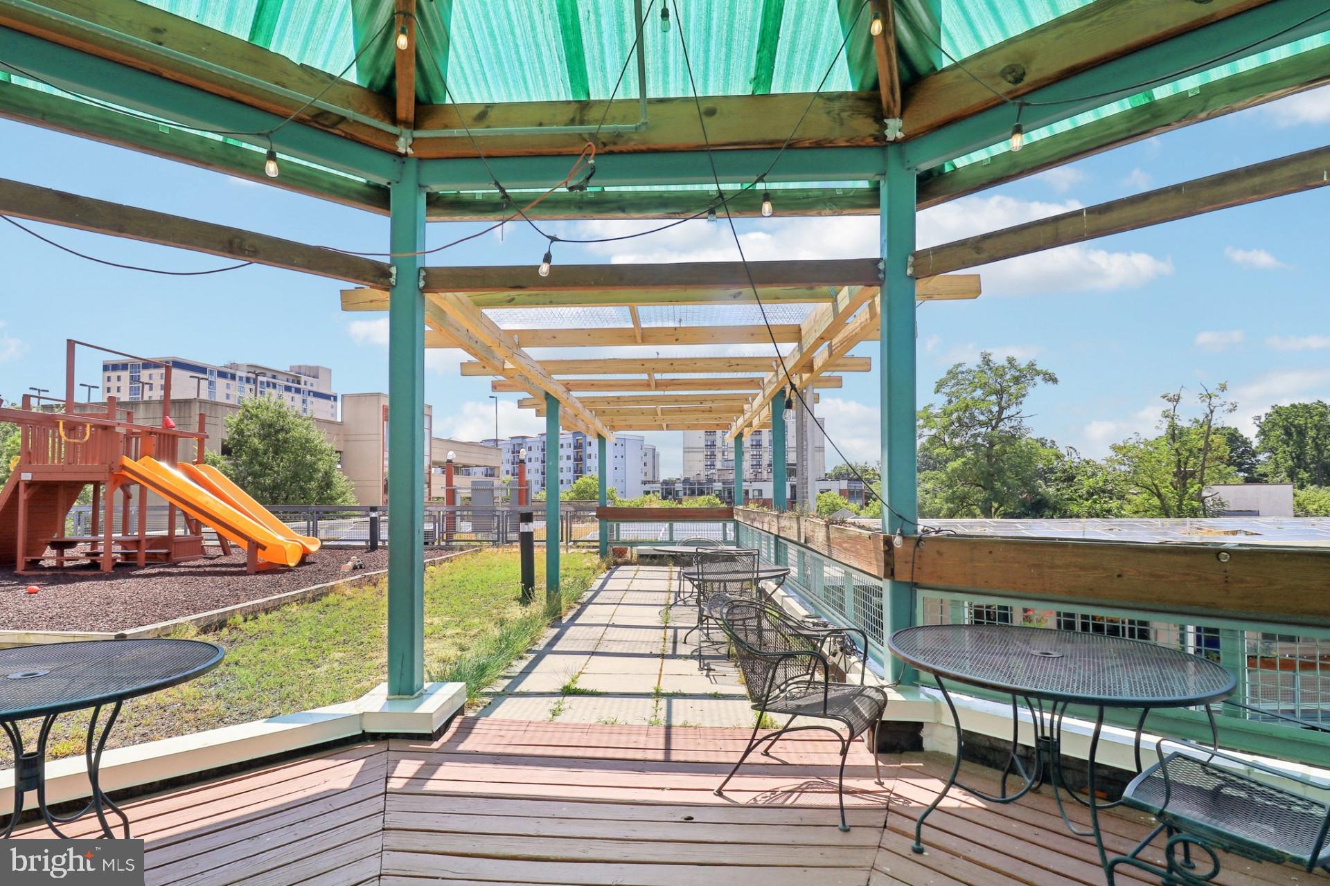 SILVER SPRING - Residential