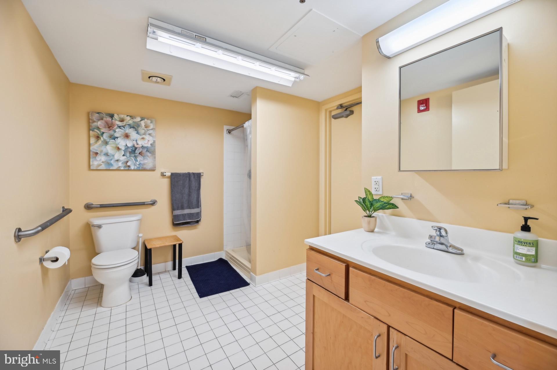 SILVER SPRING - Residential