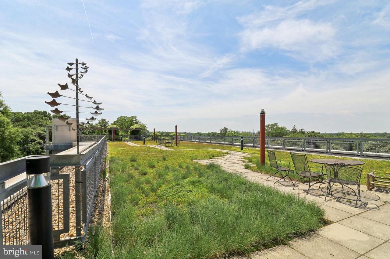 SILVER SPRING - Residential