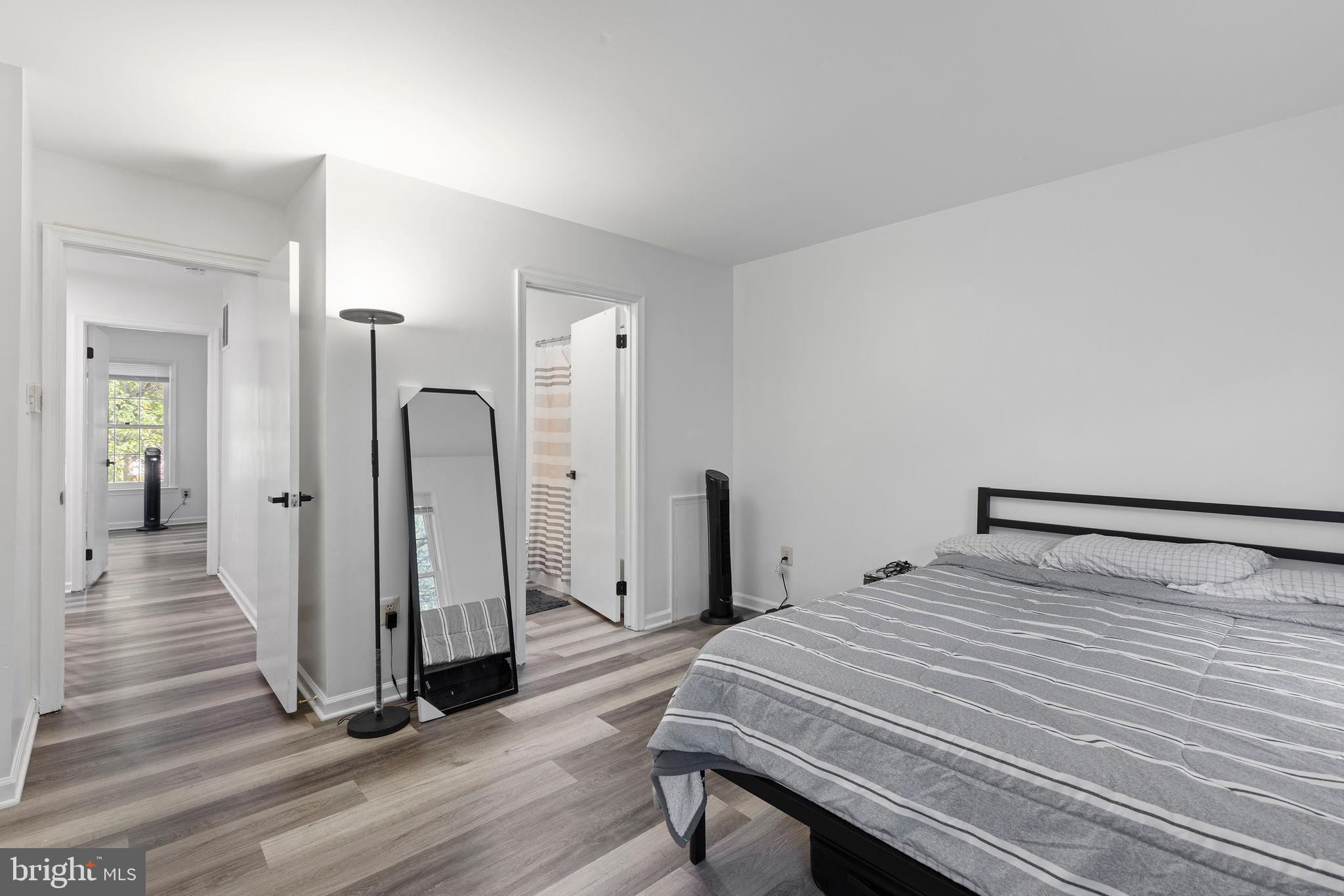 SILVER SPRING CNTRY CLUB - Residential