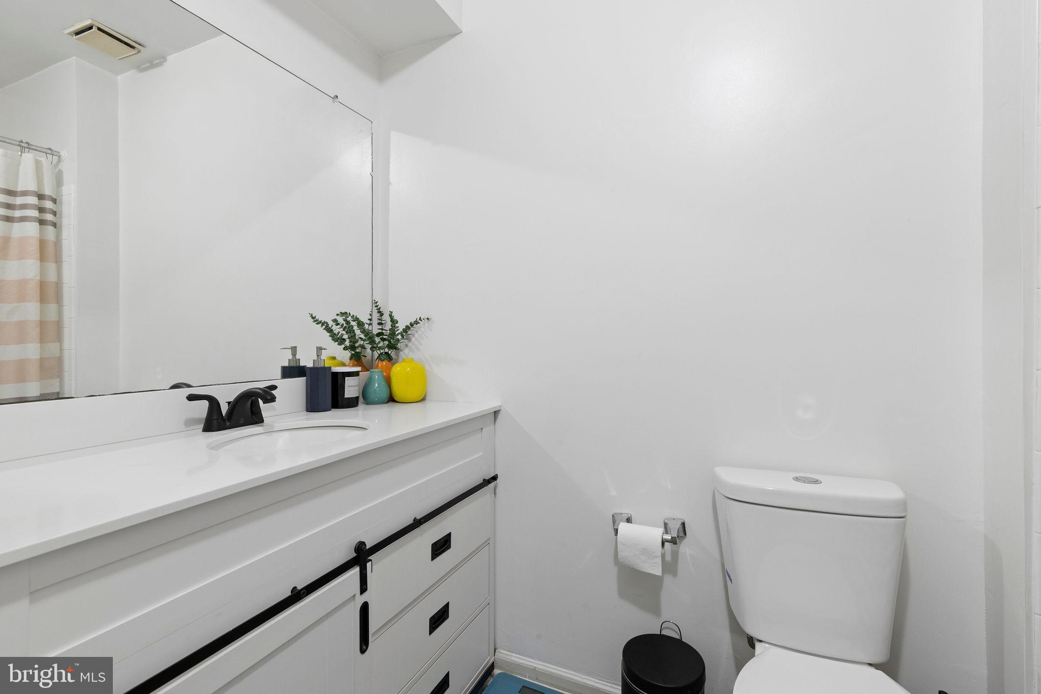 SILVER SPRING CNTRY CLUB - Residential