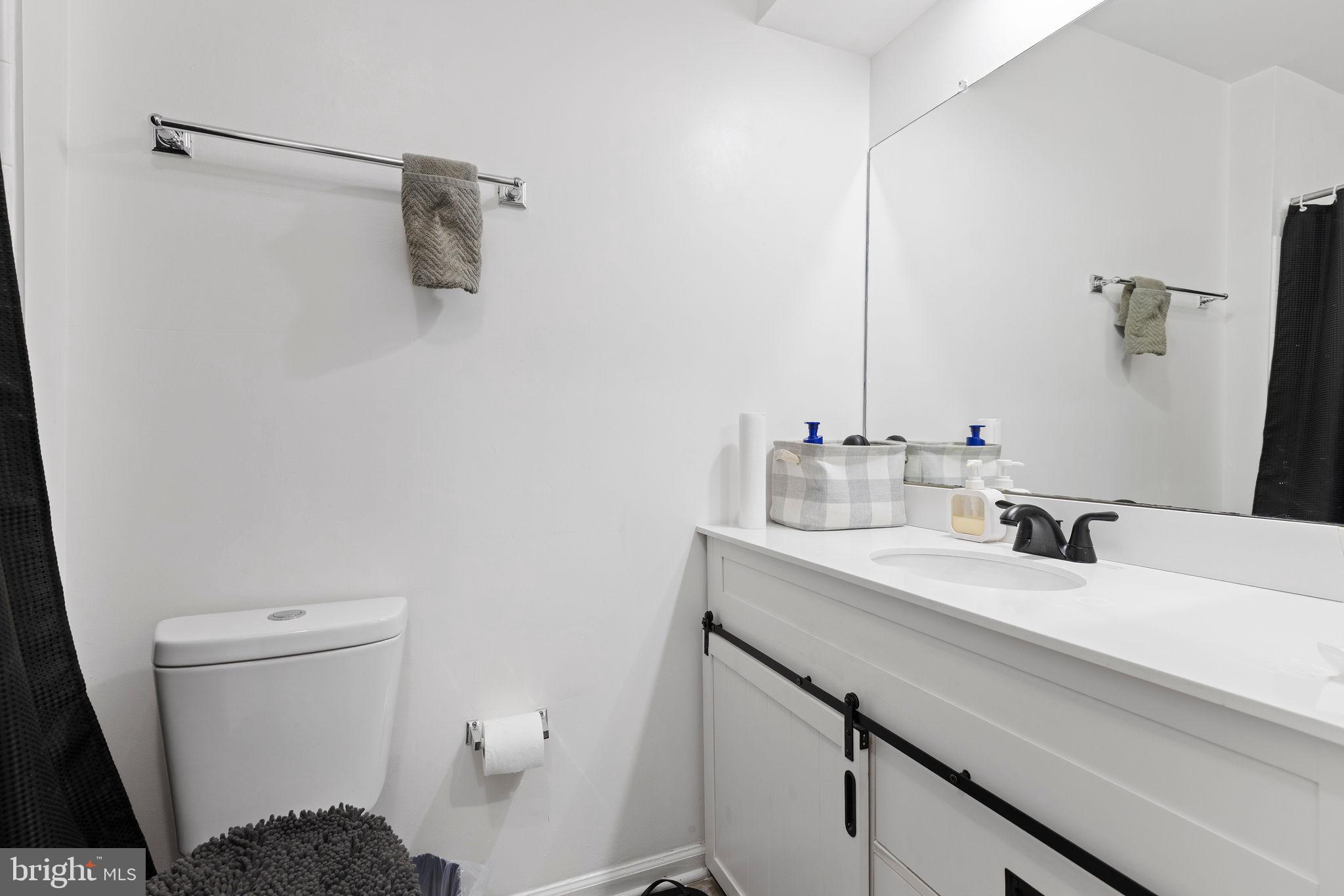 SILVER SPRING CNTRY CLUB - Residential