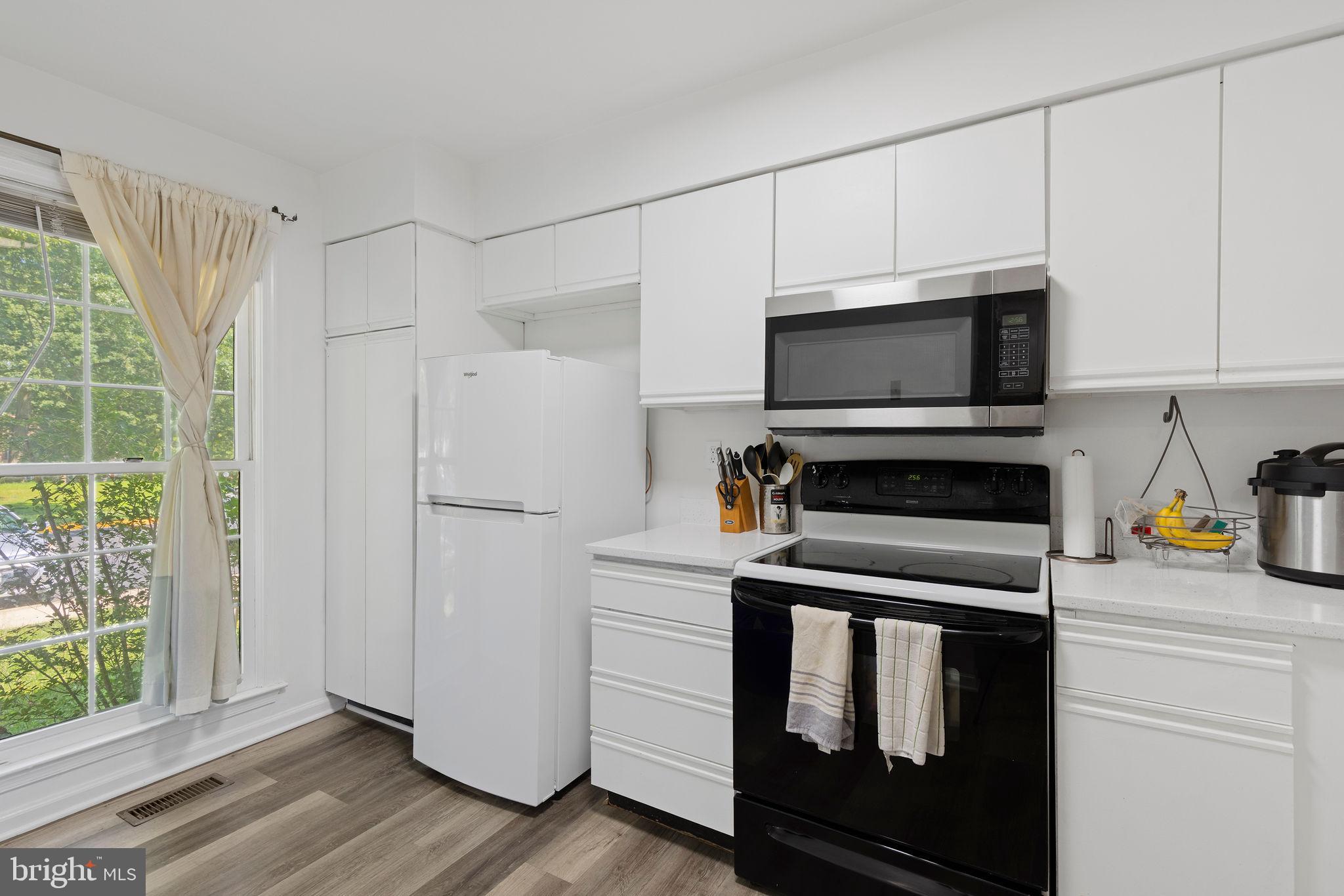 SILVER SPRING CNTRY CLUB - Residential