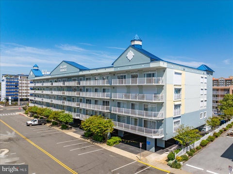 Condo For Sale - 16 138th Street #405<br/> OCEAN CITY, MD 21842