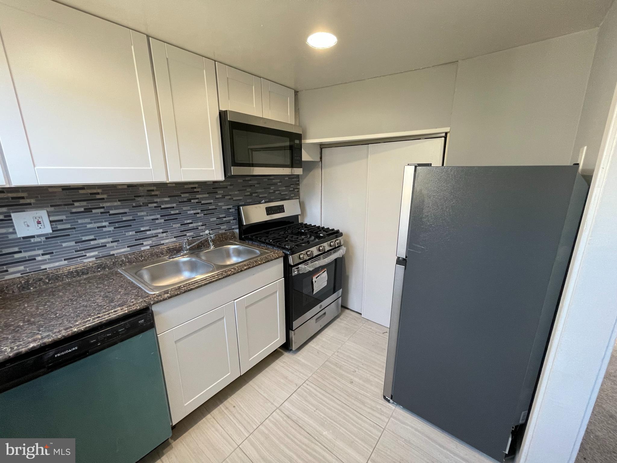 2814 KEATING STREET 163