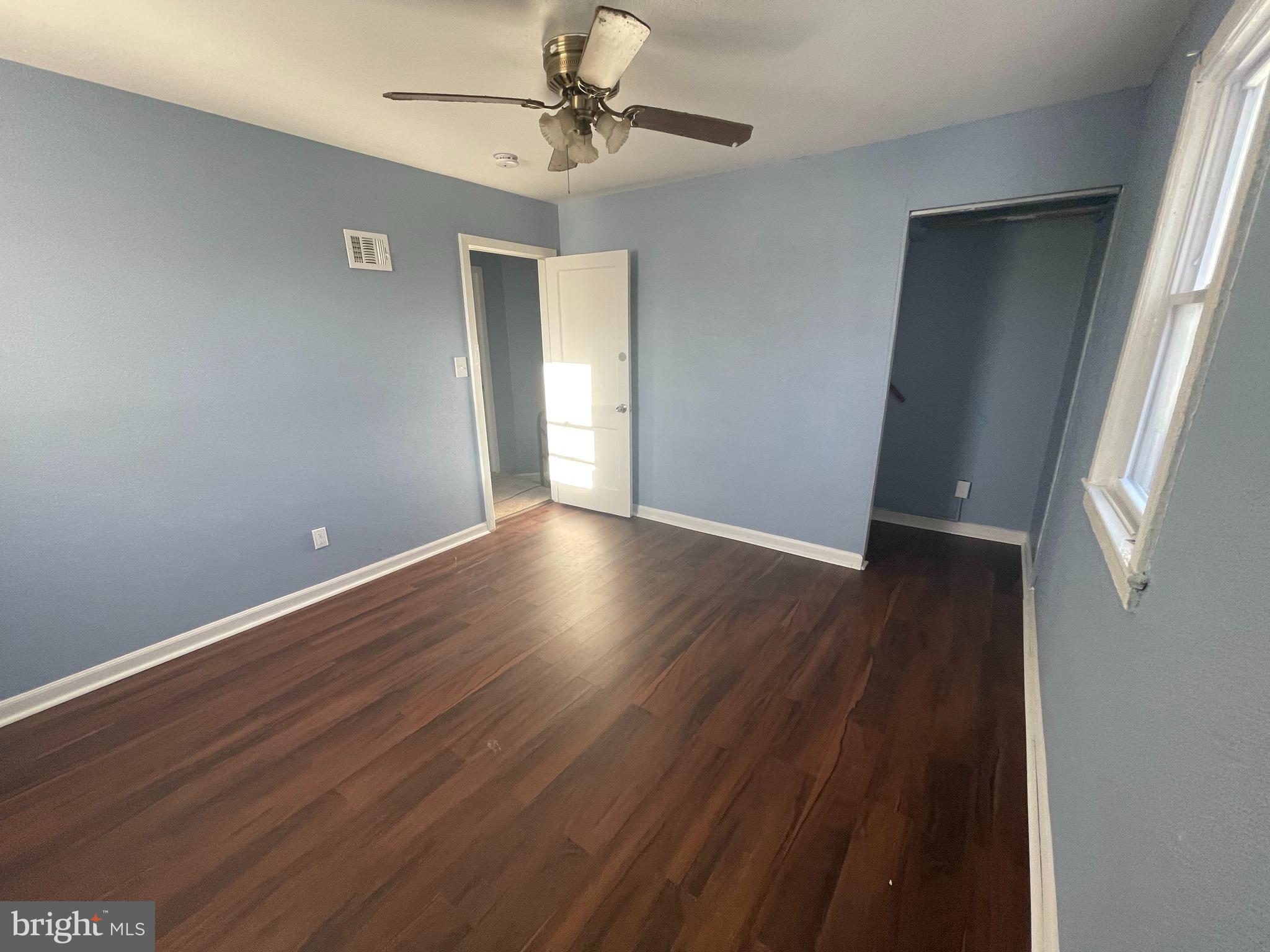 IVERSON SQUARE CONDOMINIUM - Residential