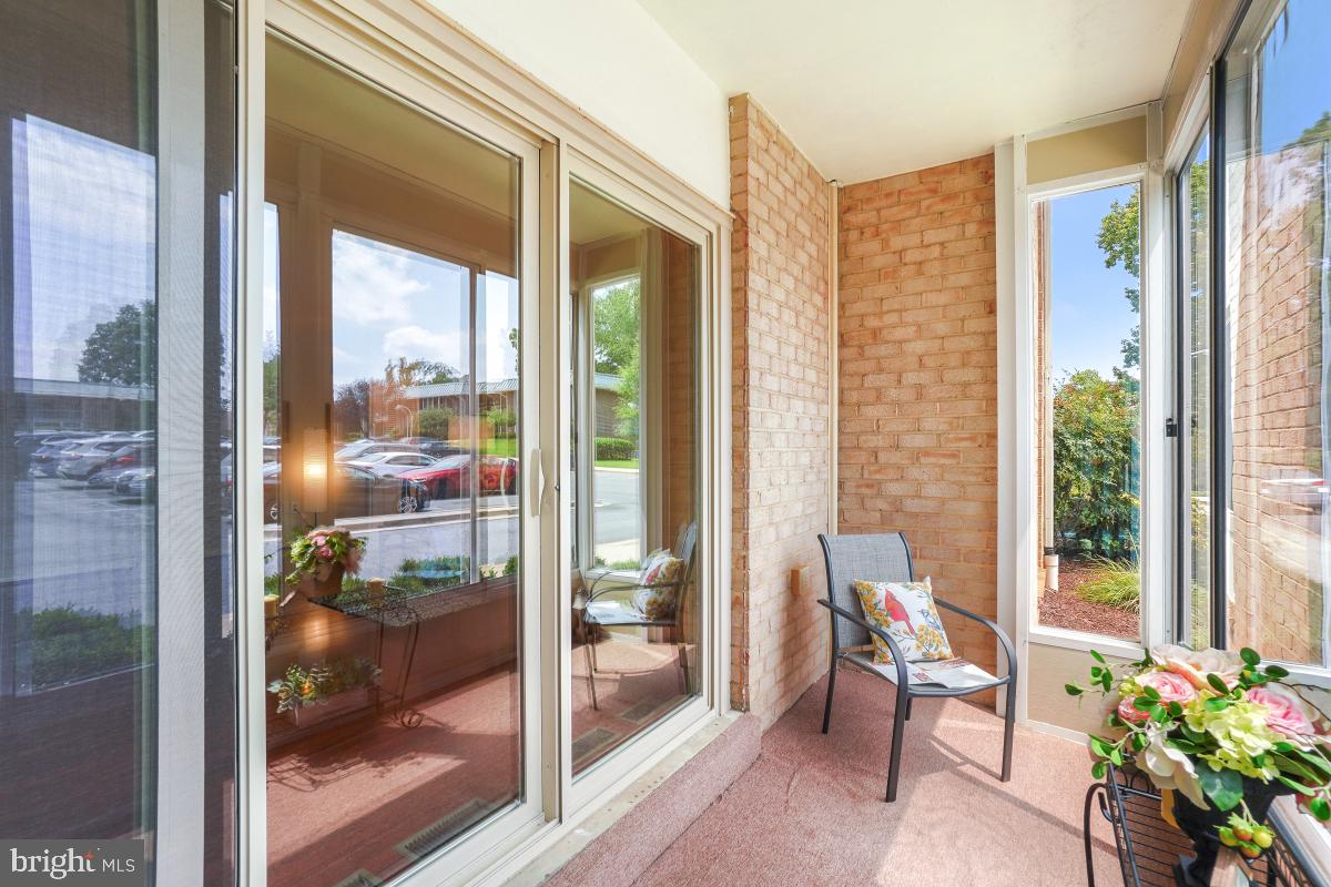 LEISURE WORLD - Residential