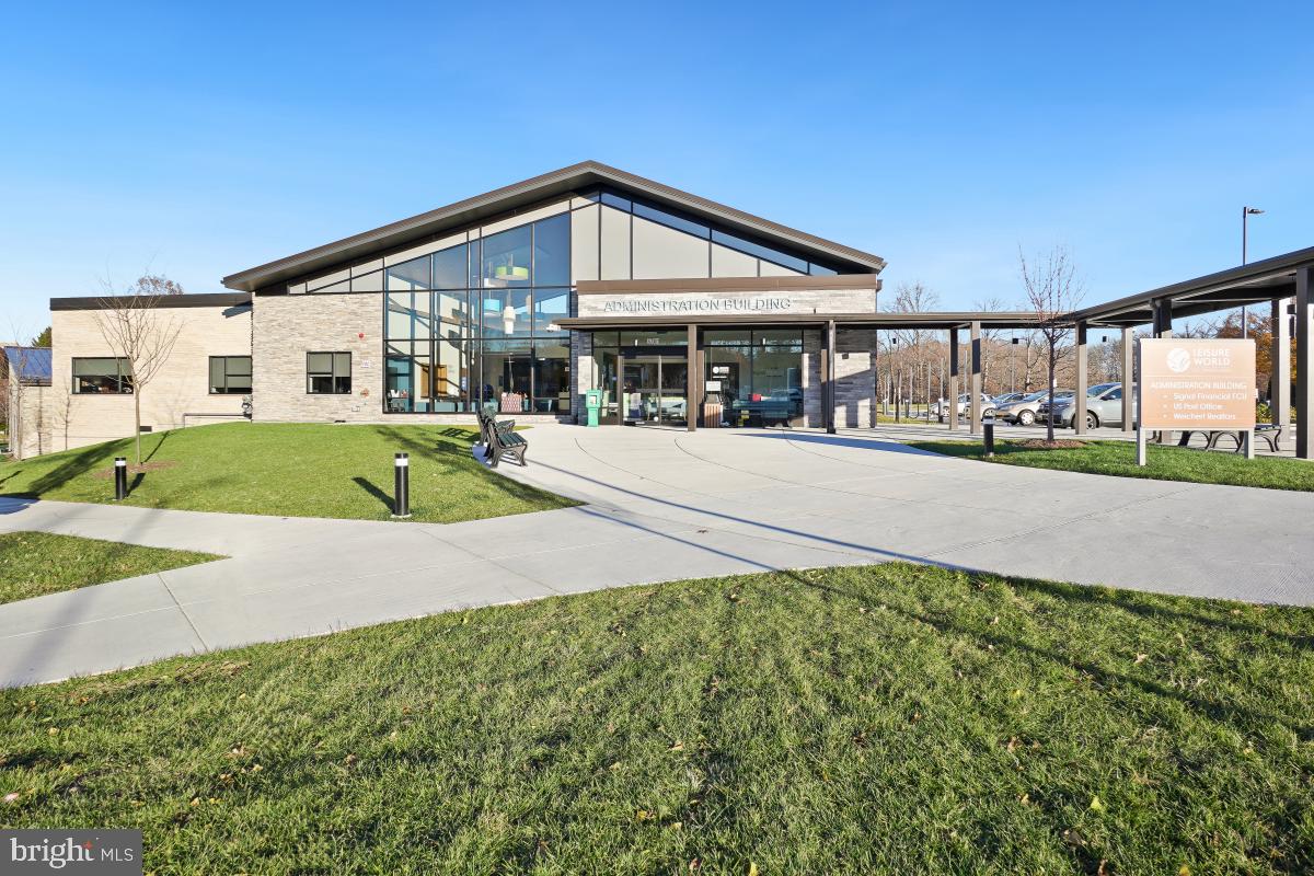 LEISURE WORLD - Residential