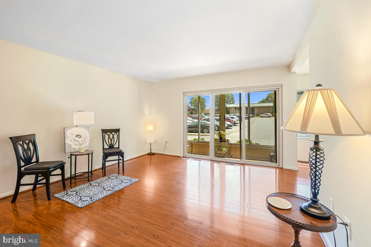 LEISURE WORLD - Residential