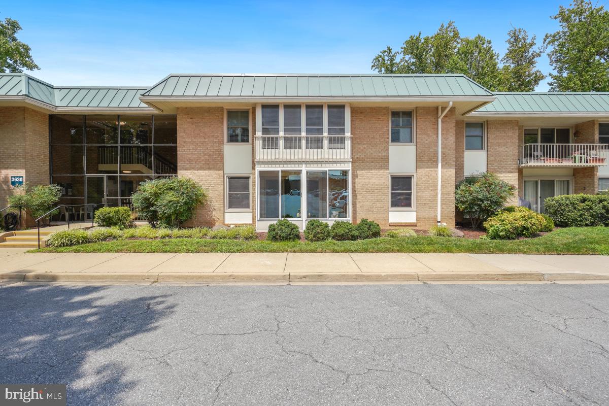 LEISURE WORLD - Residential