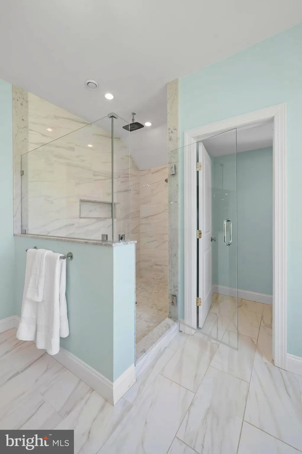 Malvern, Pennsylvania 19355, United States, 4 Bedrooms Bedrooms, ,5 BathroomsBathrooms,Residential,Active,103977