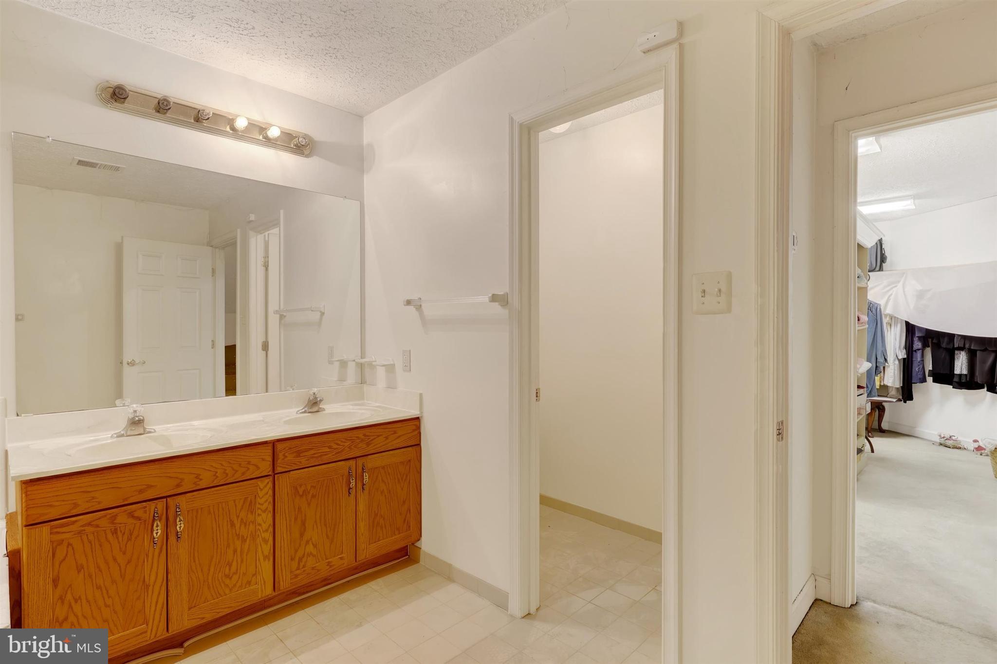 SWANSON CREEK LANDING - Residential