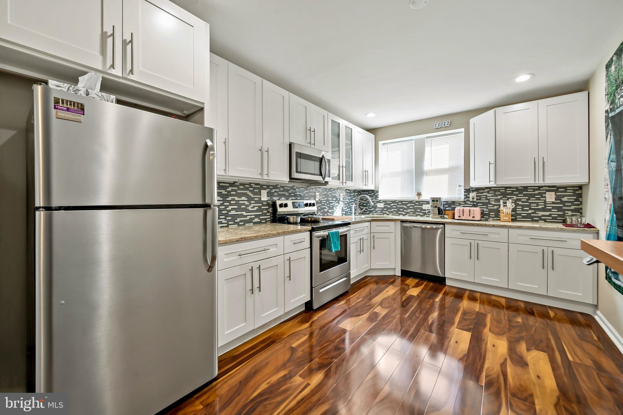 WEST OAK LANE - Residential Lease