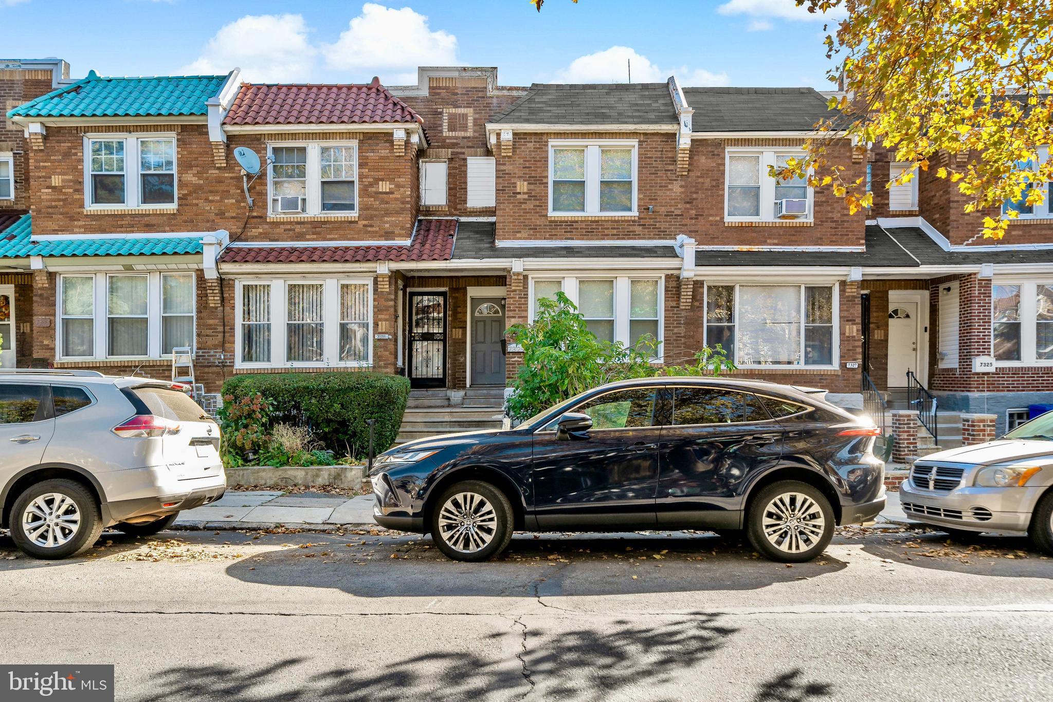 WEST OAK LANE - Residential Lease