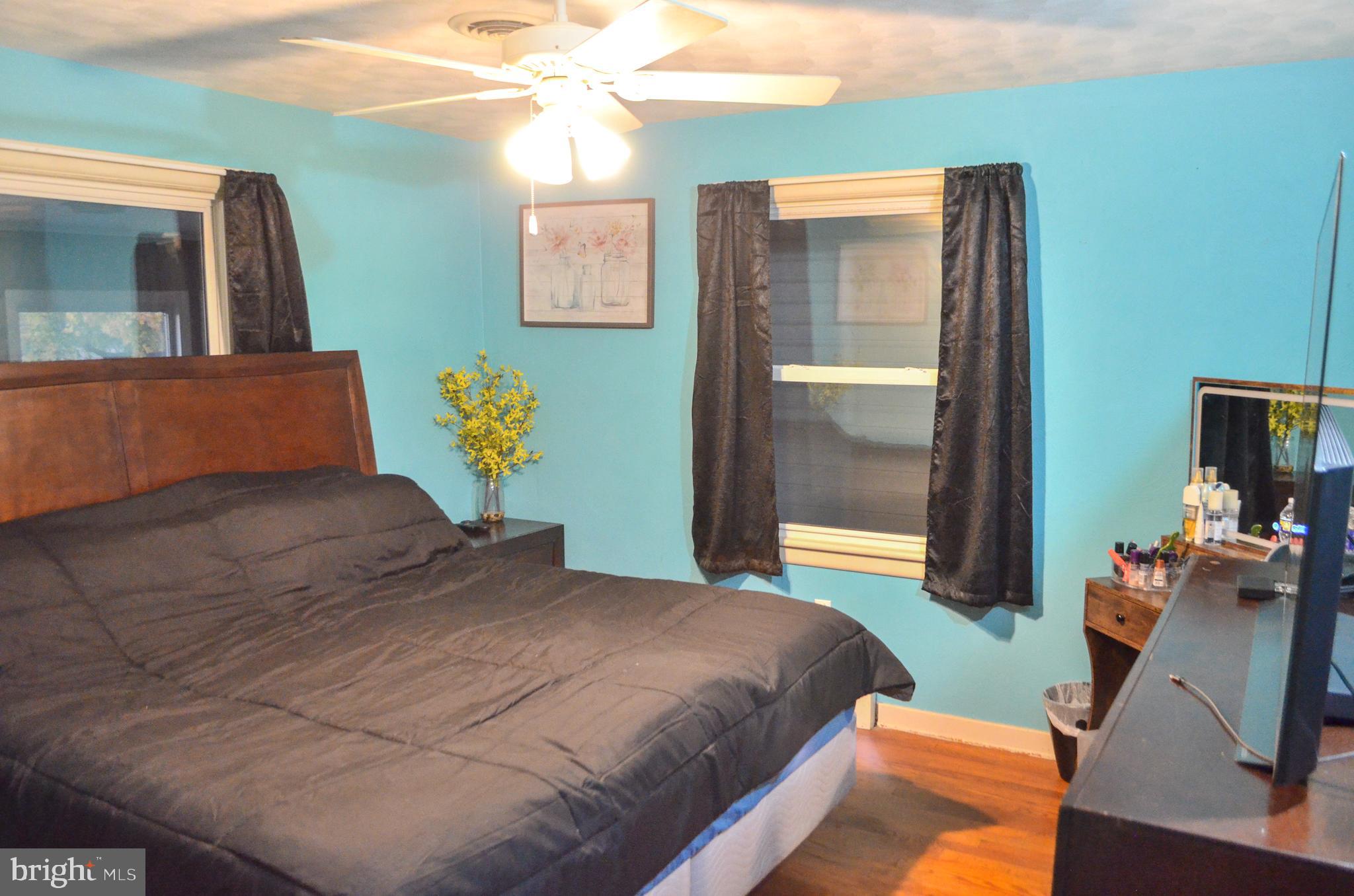 FREYSVILLE - Residential