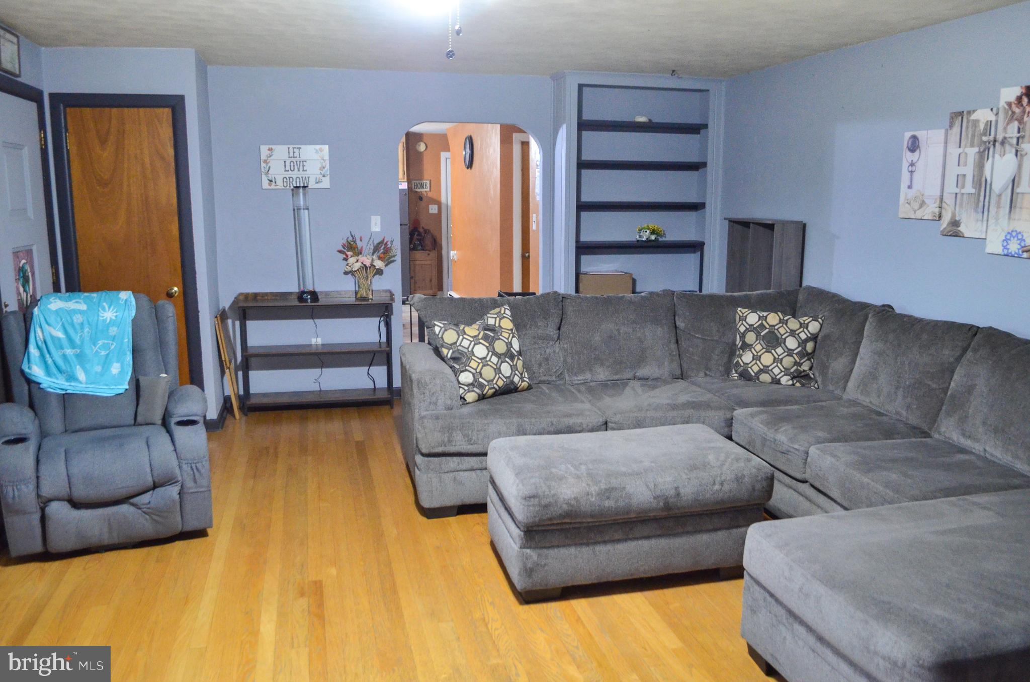 FREYSVILLE - Residential