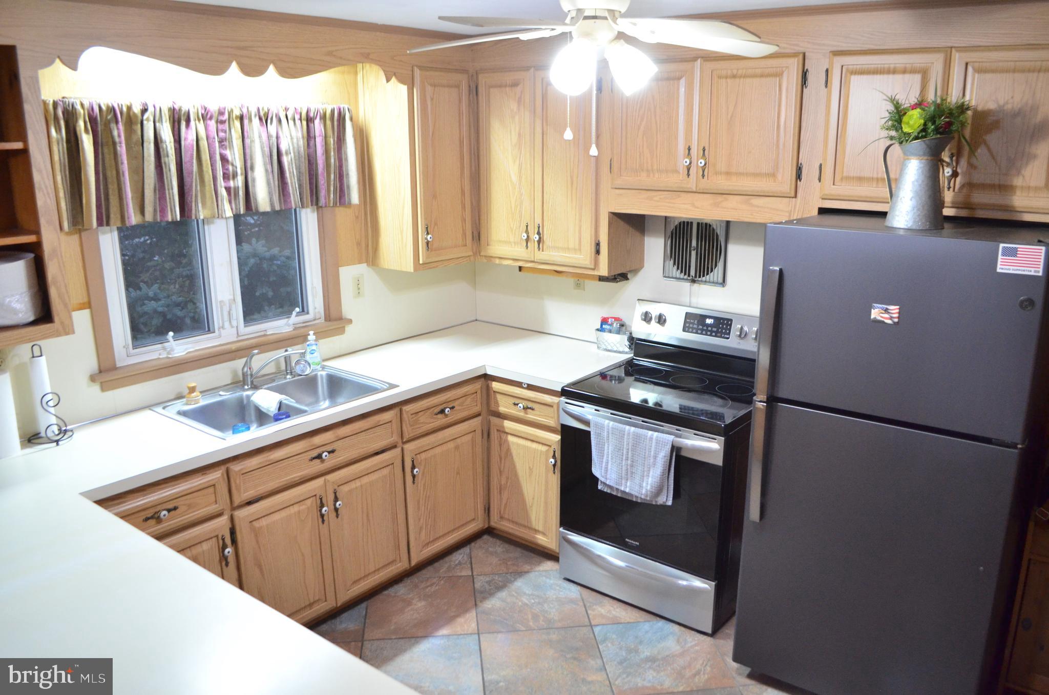 FREYSVILLE - Residential