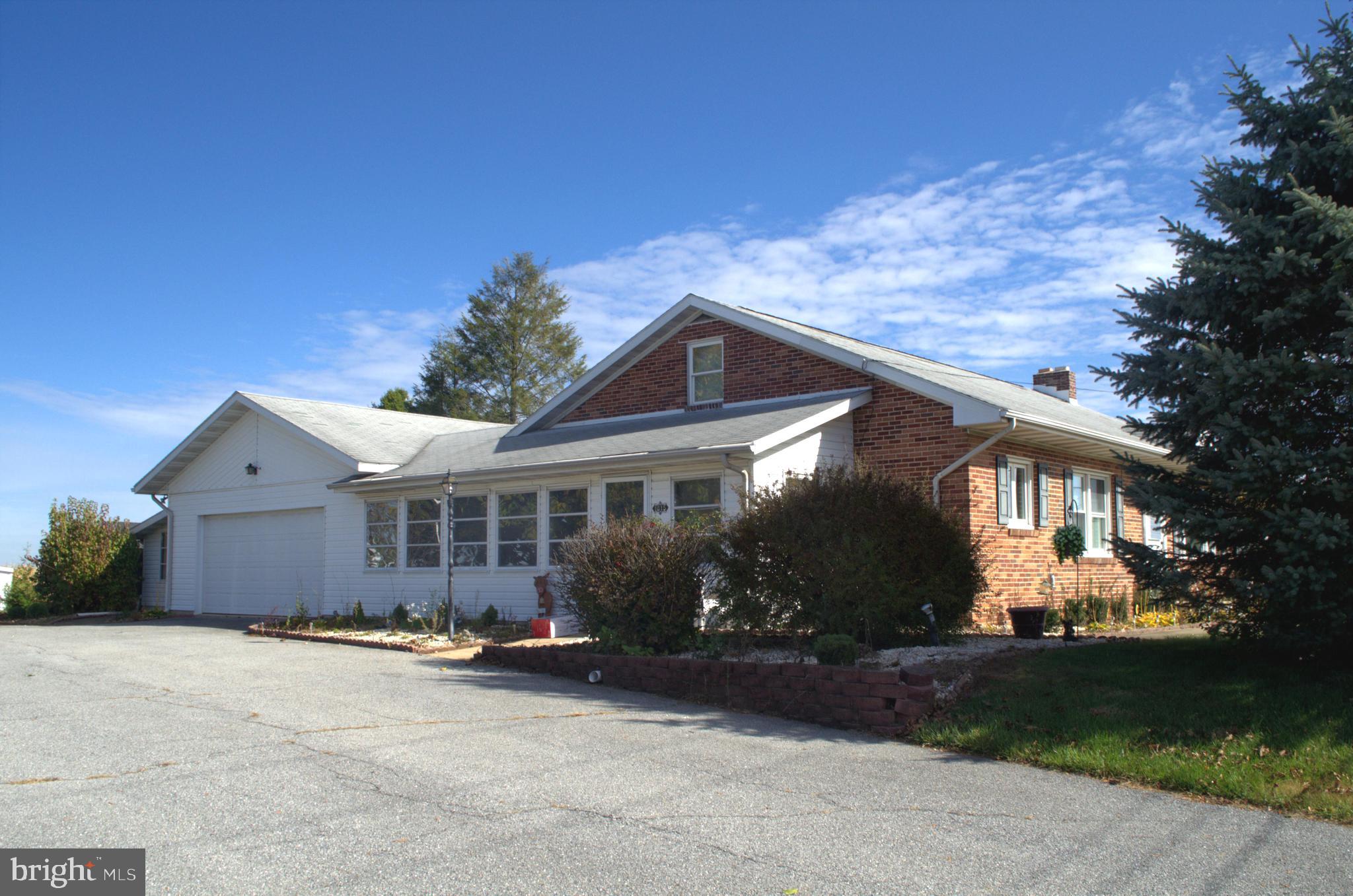 FREYSVILLE - Residential