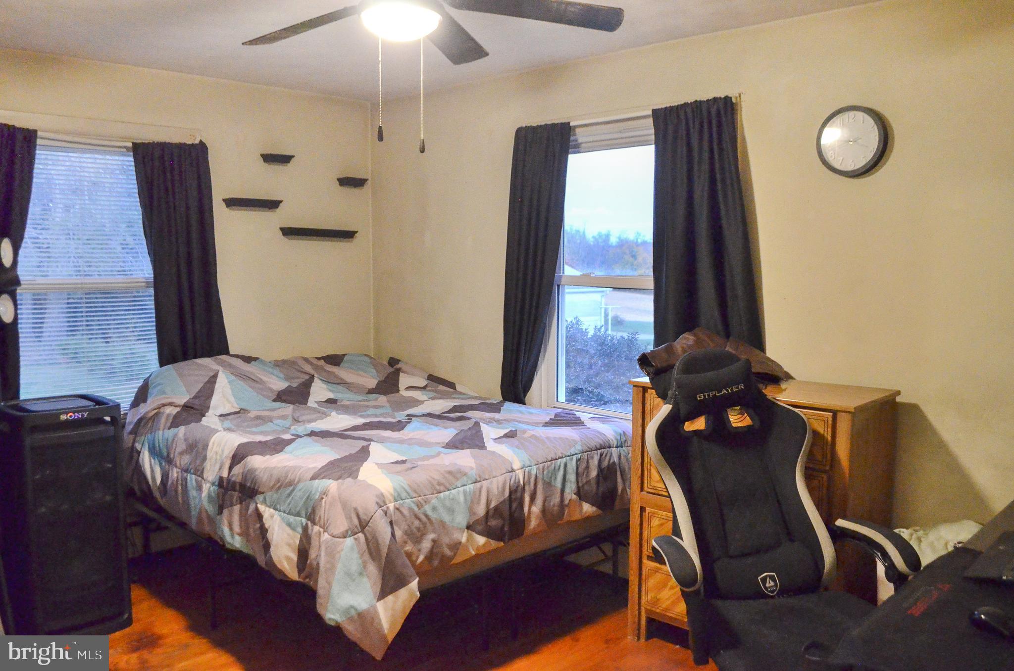 FREYSVILLE - Residential