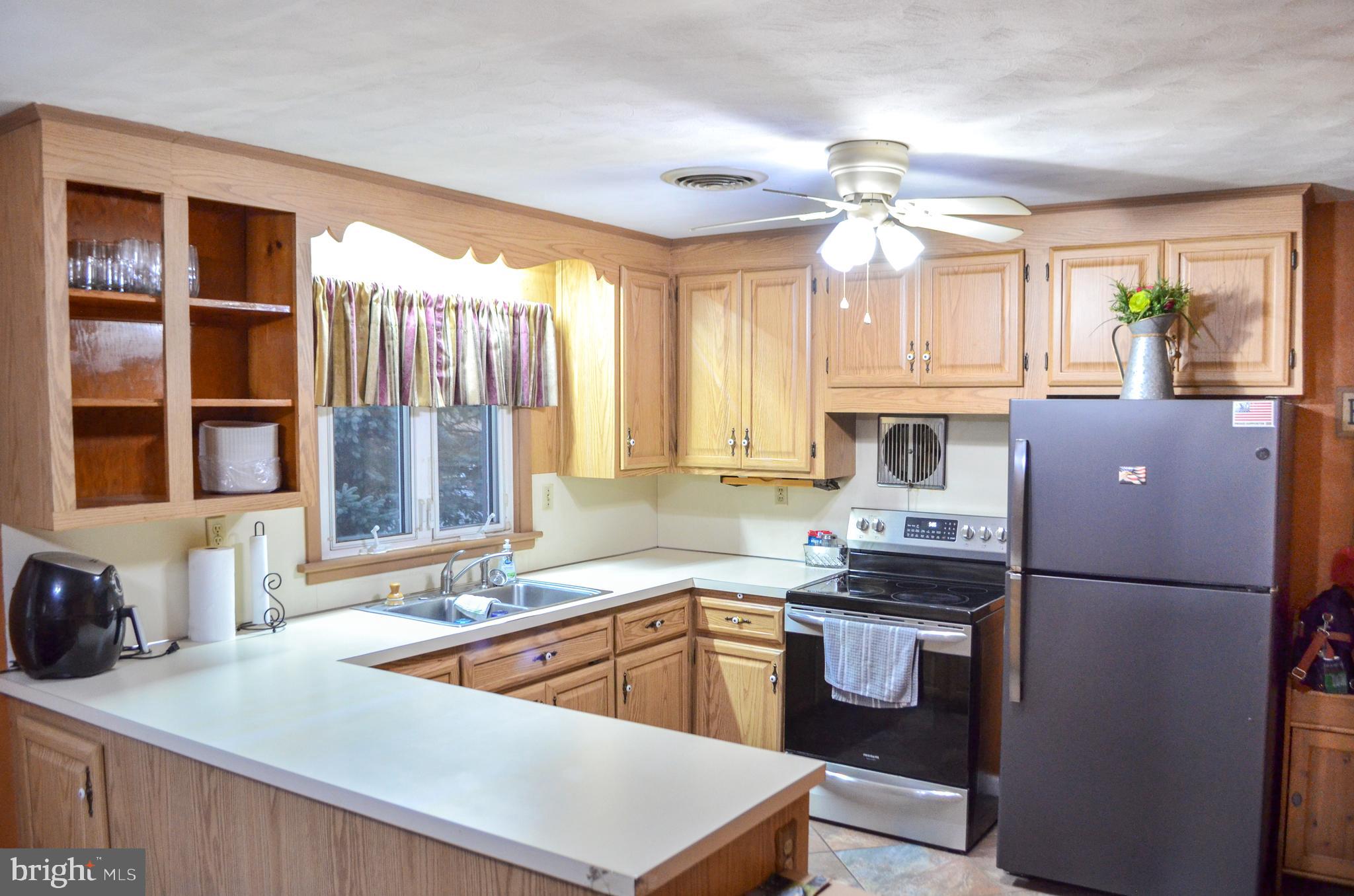 FREYSVILLE - Residential