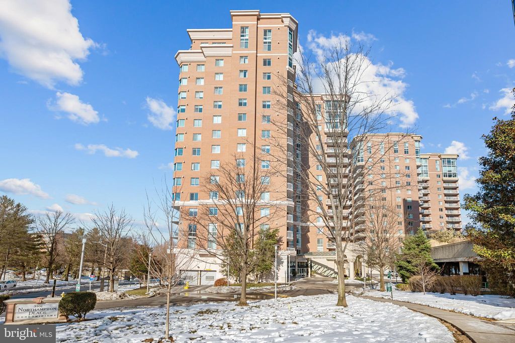 Photo of 3101 N Hampton Drive #1319, ALEXANDRIA, VA 22302 (MLS # VAAX2053924)