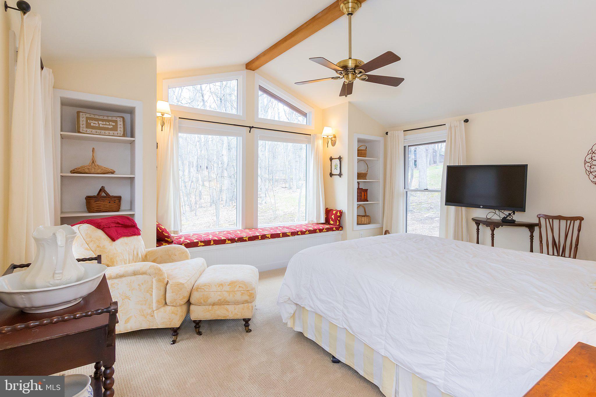 THE WOODS - Residential