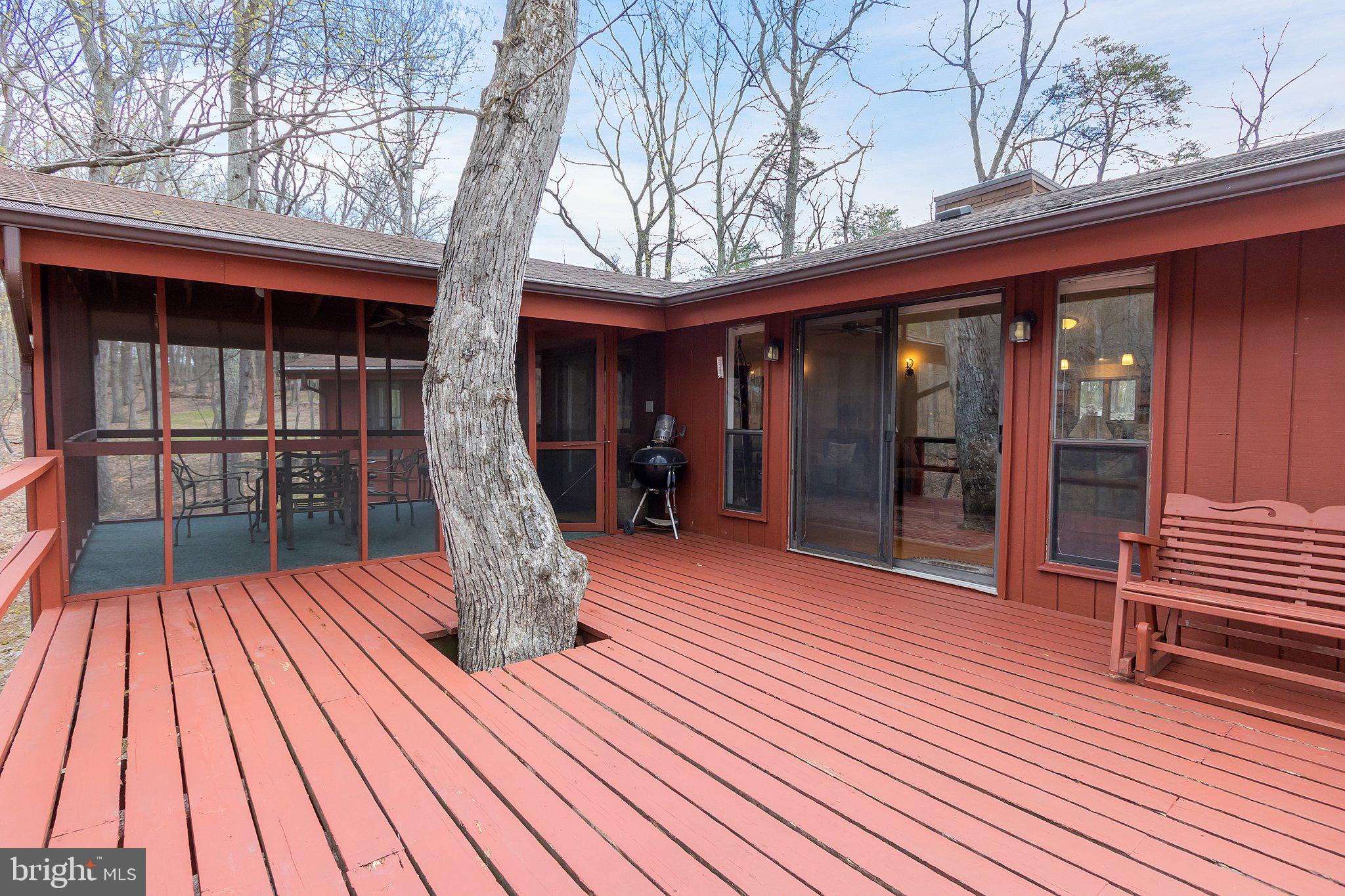 THE WOODS - Residential