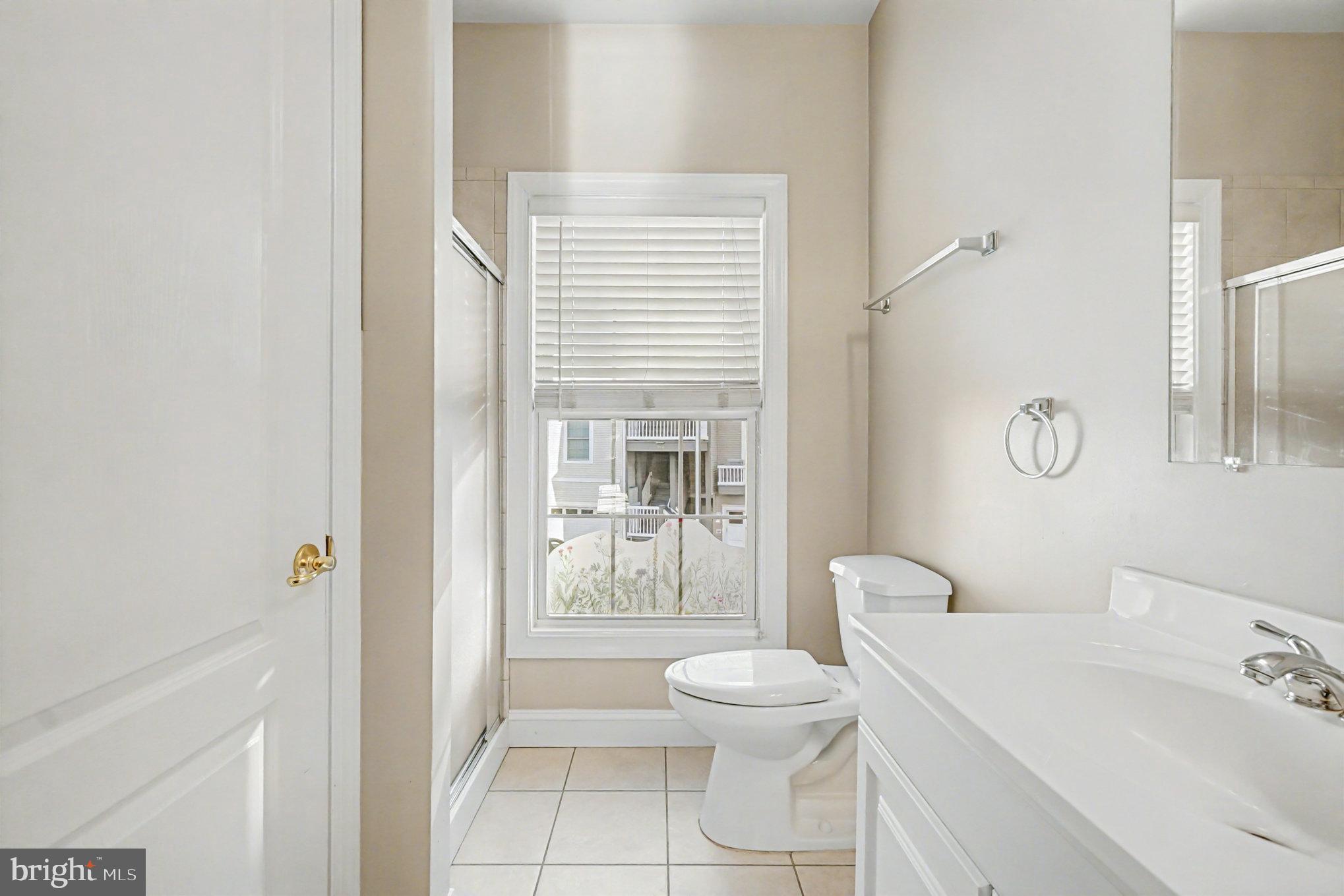 SENECA POINTE - Residential