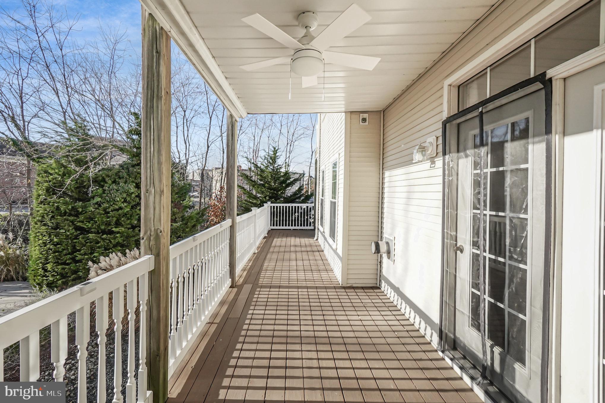 SENECA POINTE - Residential