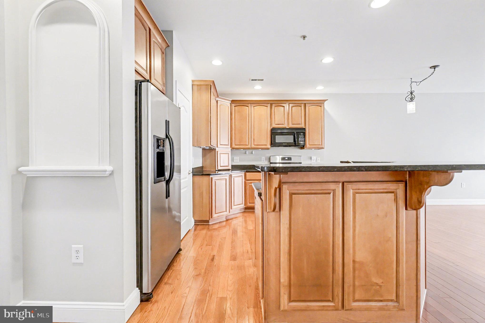 SENECA POINTE - Residential