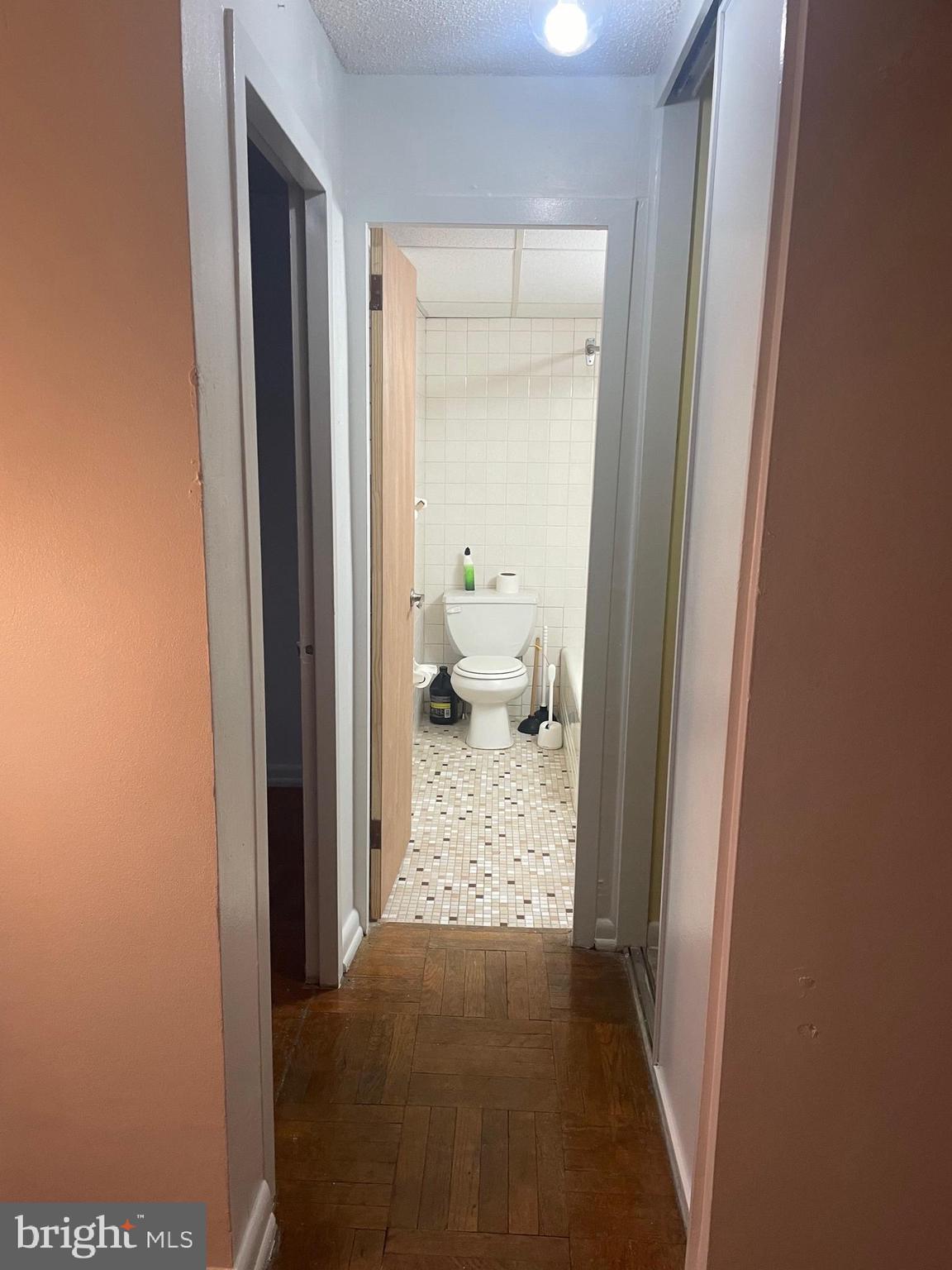 RADNOR HOUSE - Residential Lease