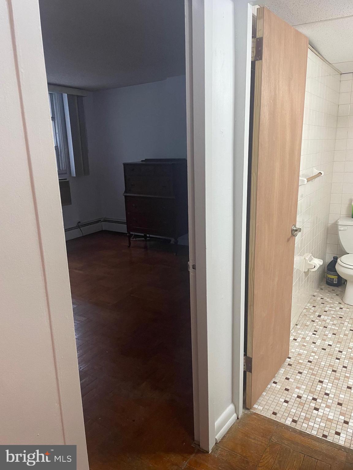 RADNOR HOUSE - Residential Lease