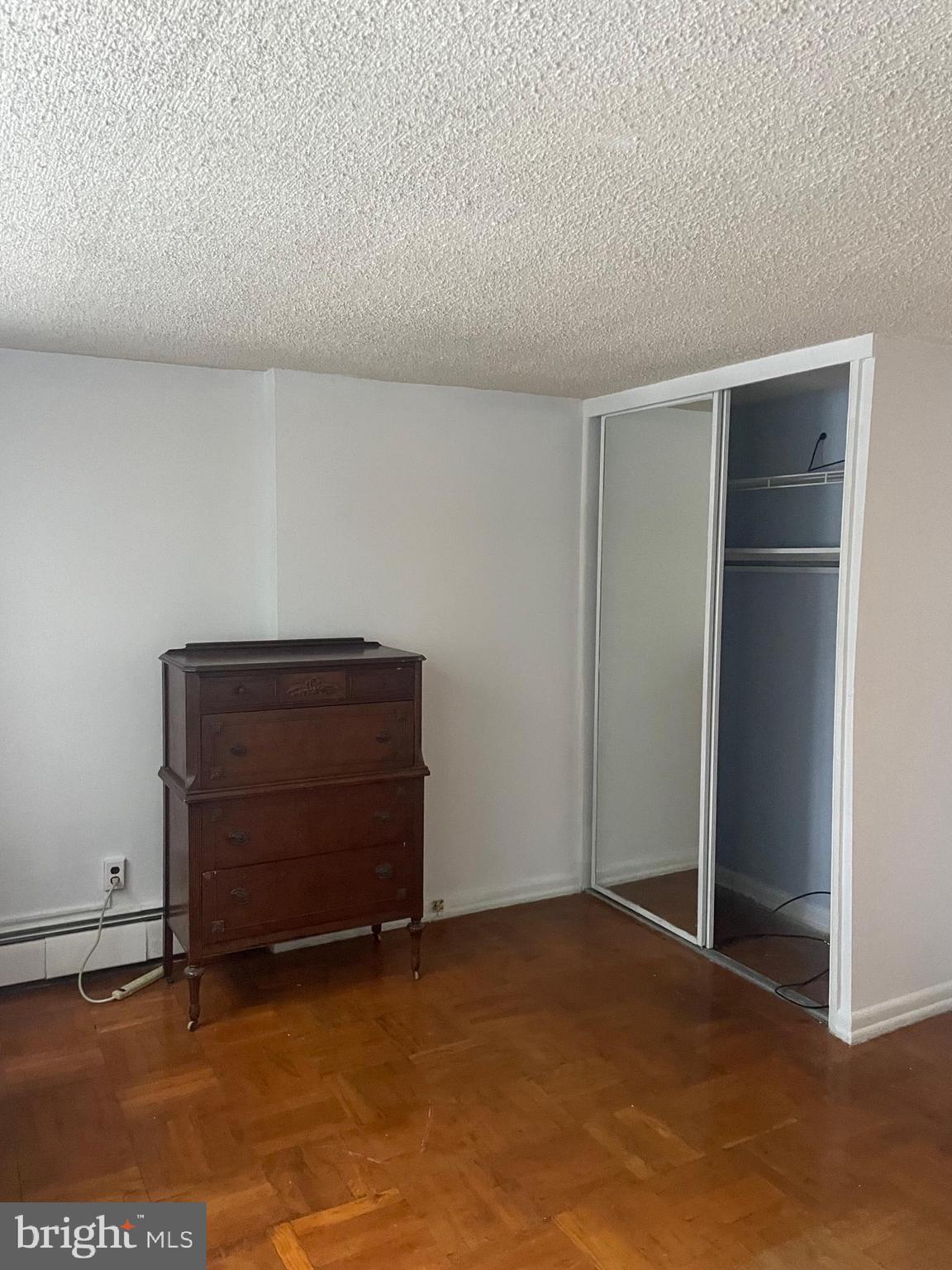 RADNOR HOUSE - Residential Lease