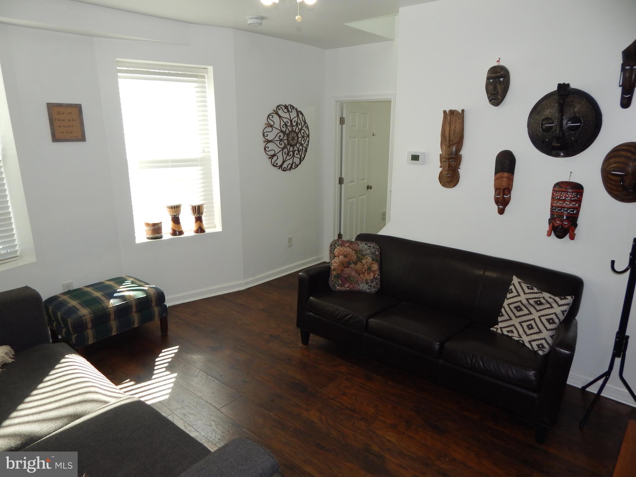 611 STONEY LANE