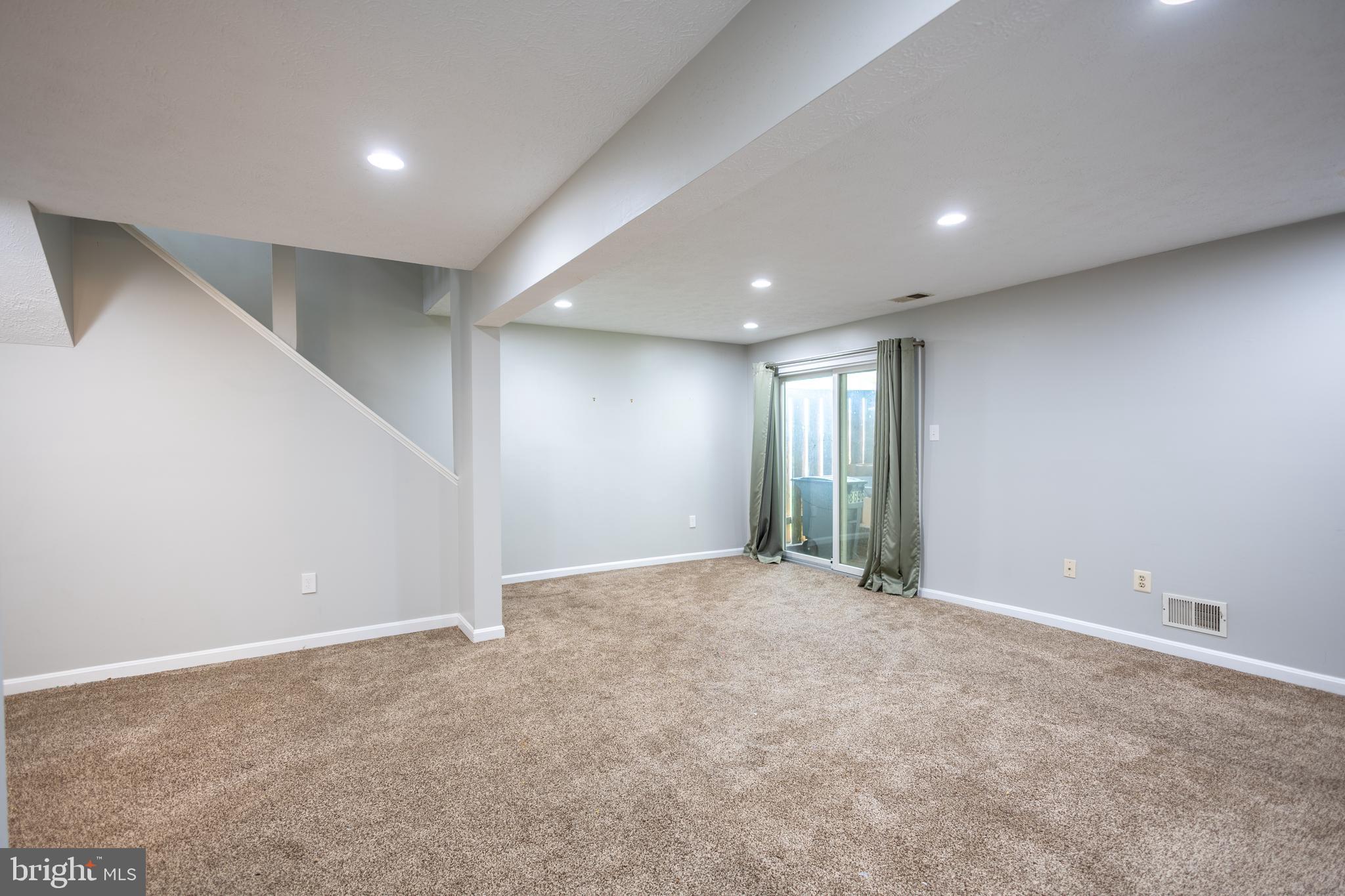 ELLICOTT MILLS - Residential Lease