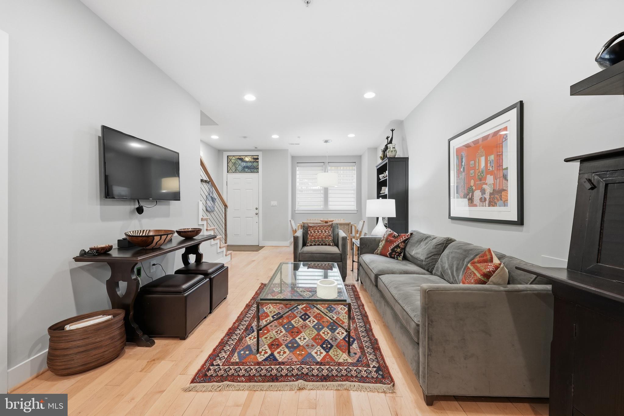 751 P STREET NW 5