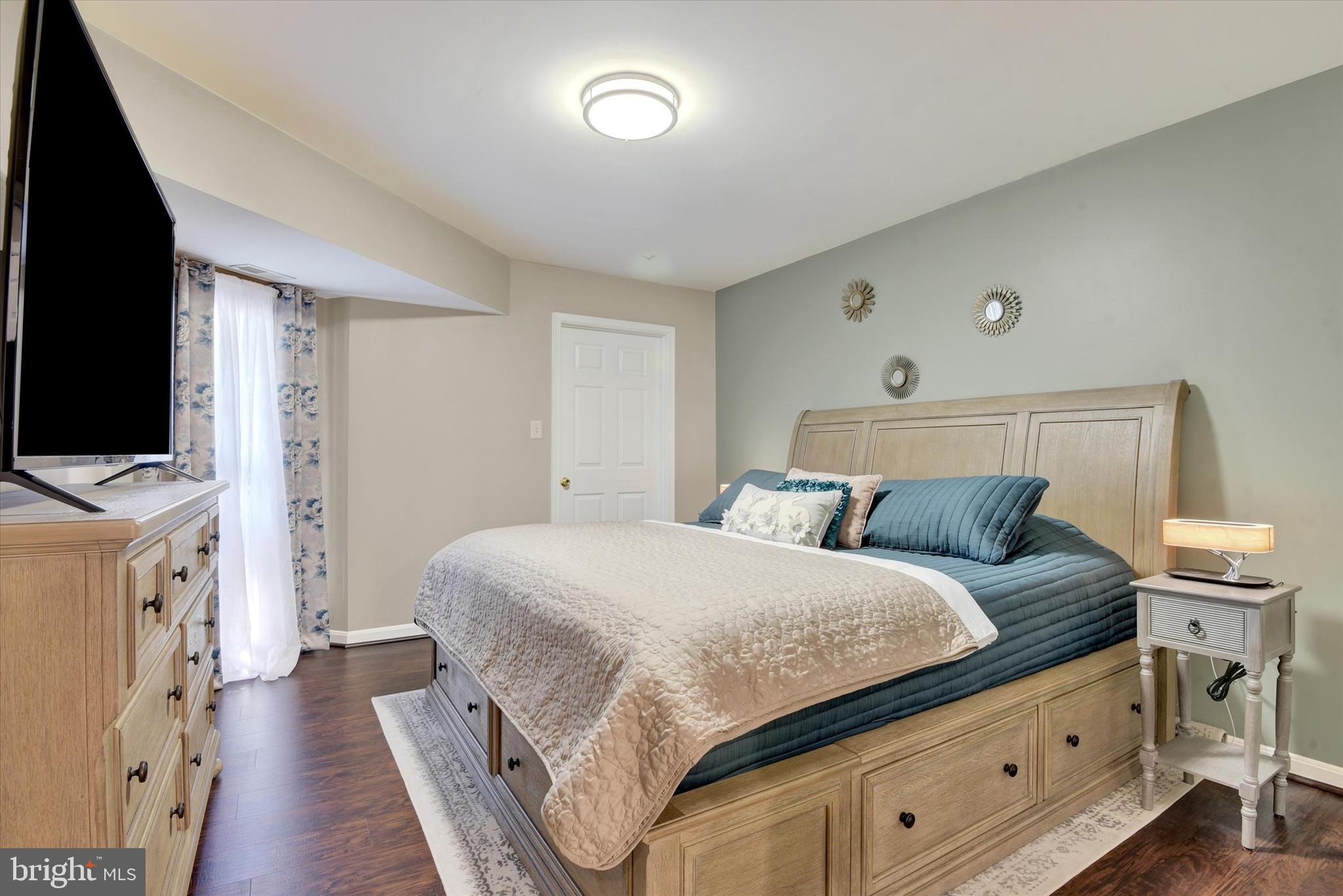 RIDGEVIEW - Residential