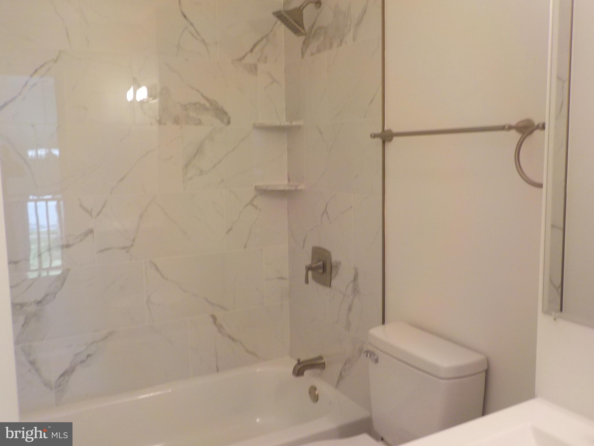 DALE CITY - Residential Lease