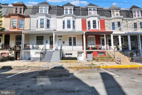 Townhouse For Sale - 720 Madison Avenue<br/> READING, PA 19601