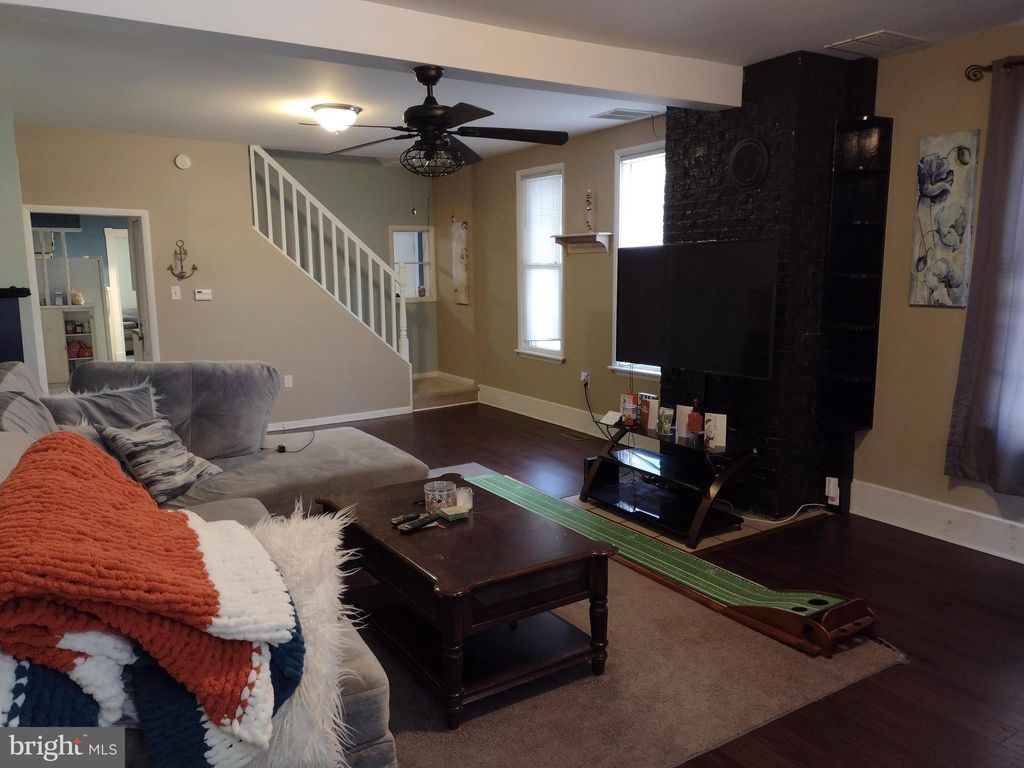 Photo of 206 N Poplar Street, Elizabethtown, PA 17022 (MLS # PALA2046288)