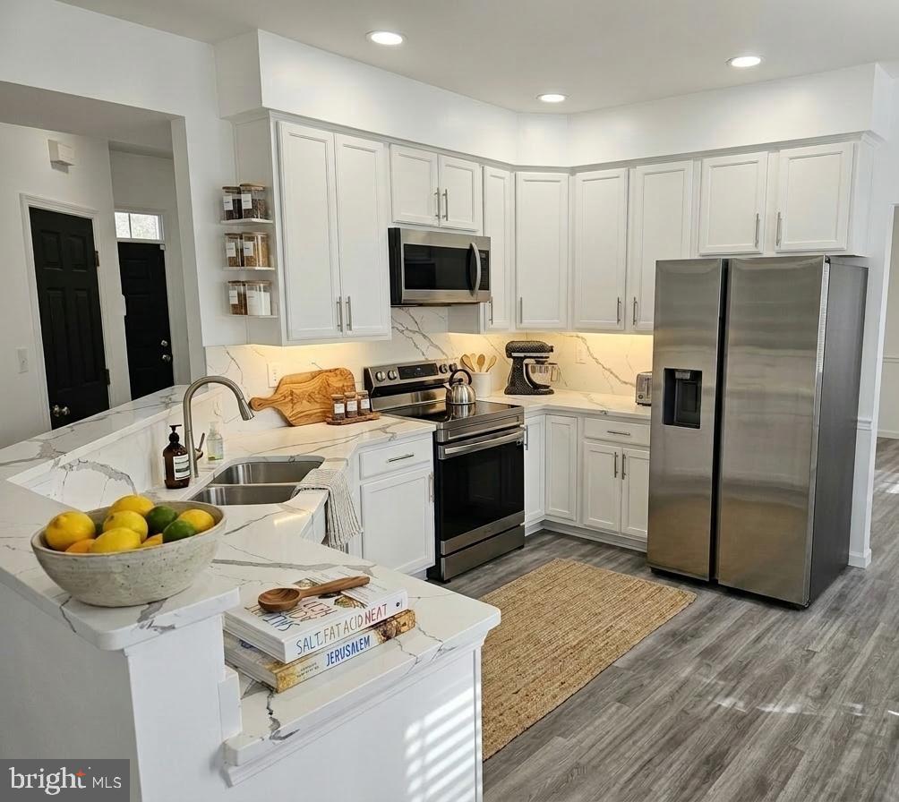 2300 HAWKS LANDING COURT