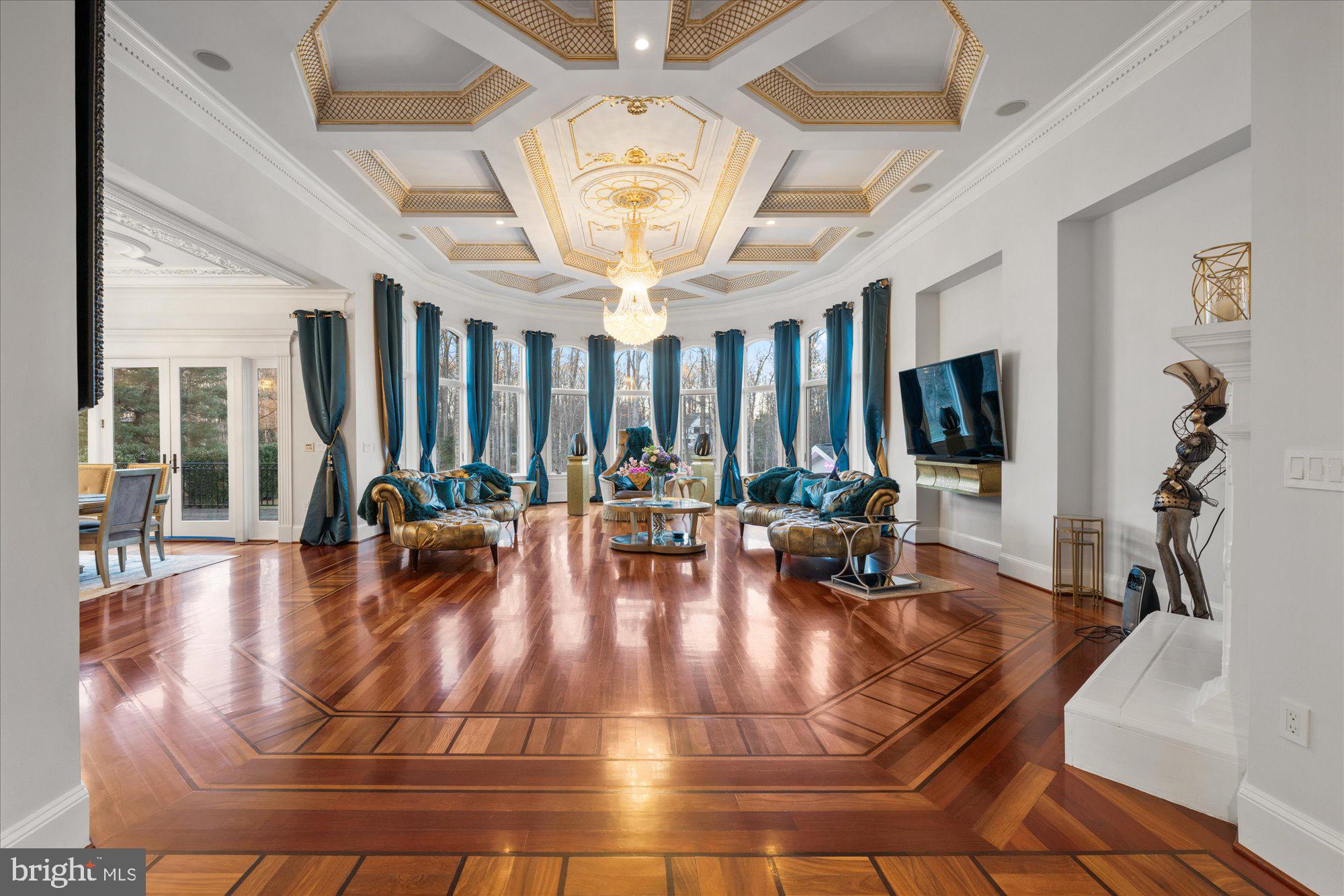 FORESTVILLE - Residential