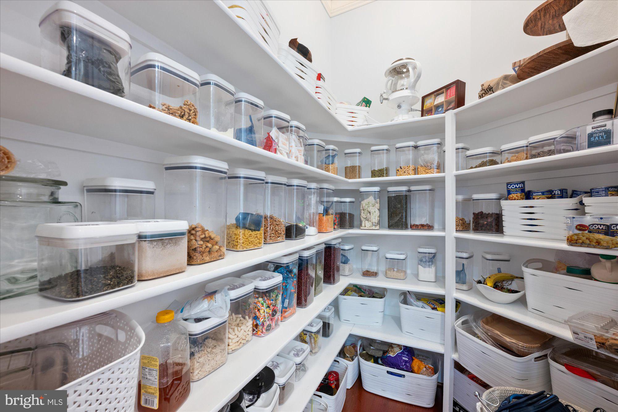 FORESTVILLE - Residential