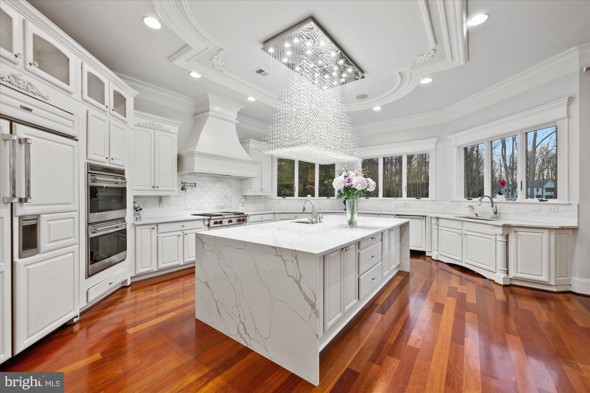 FORESTVILLE - Residential