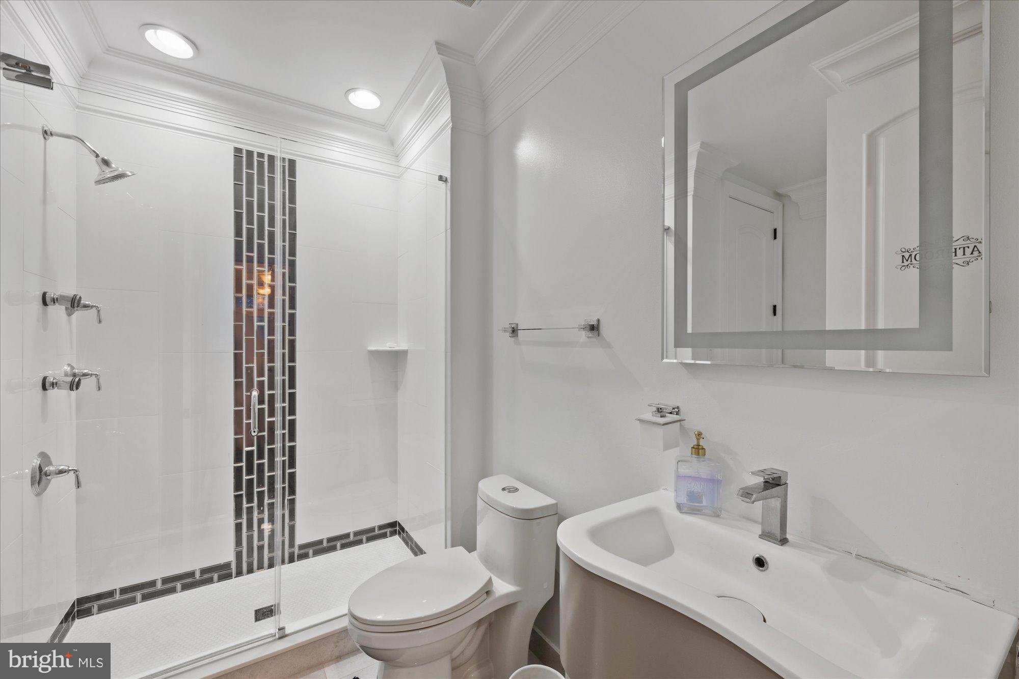 FORESTVILLE - Residential