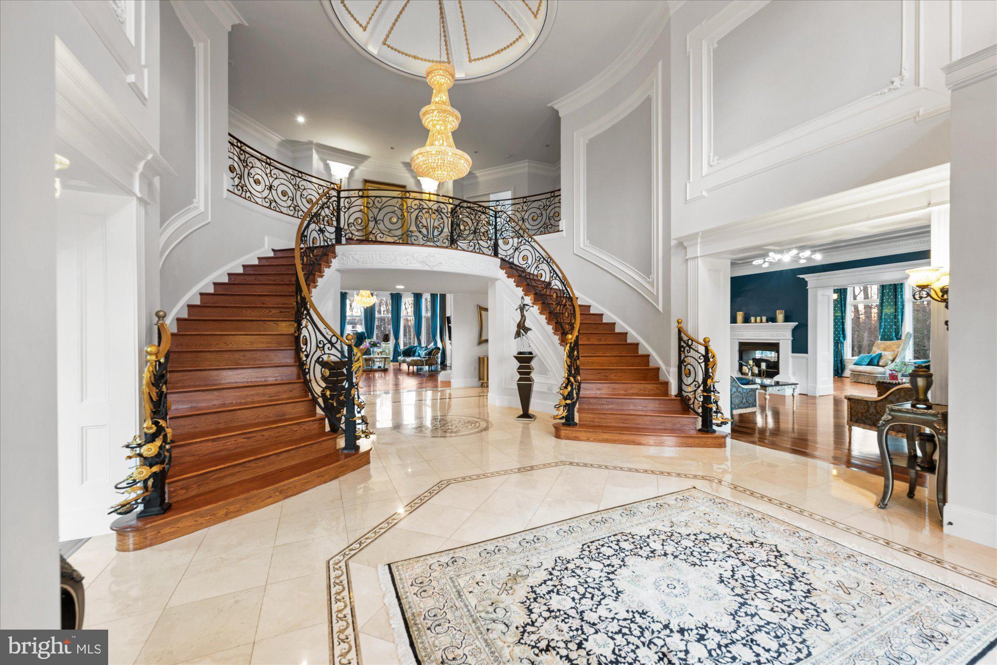 FORESTVILLE - Residential